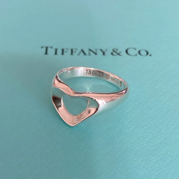 Tiffany & Co. Elsa Peretti Open Heart Ring - Picture 1 of 7
